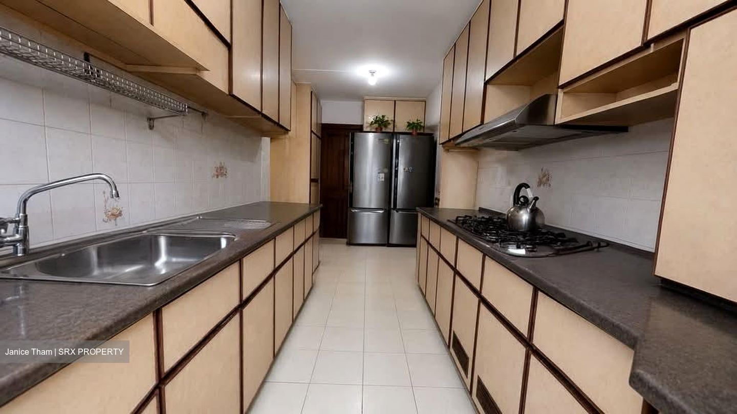 Blk 805 Woodlands Street 81 (Woodlands), HDB Executive #584444191